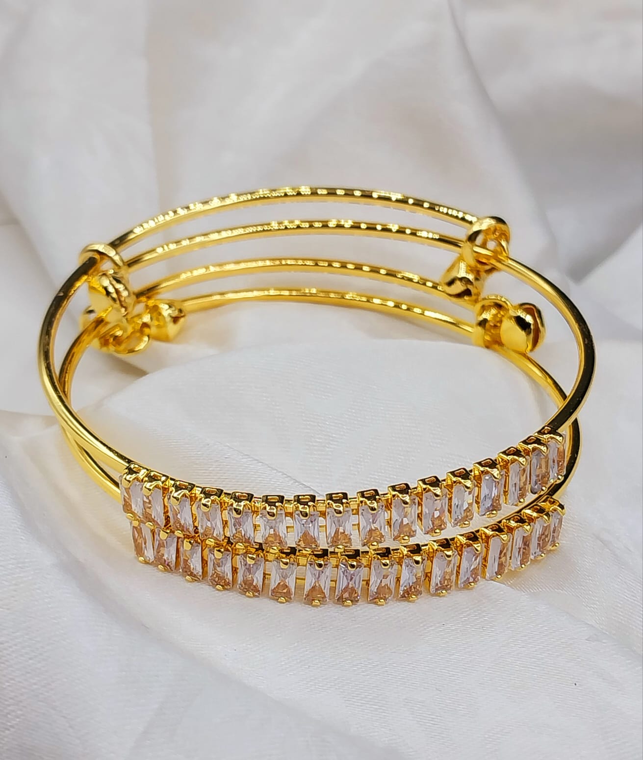 Sophisticated China Gold-Plated Bangle Set – Classic & Stylish