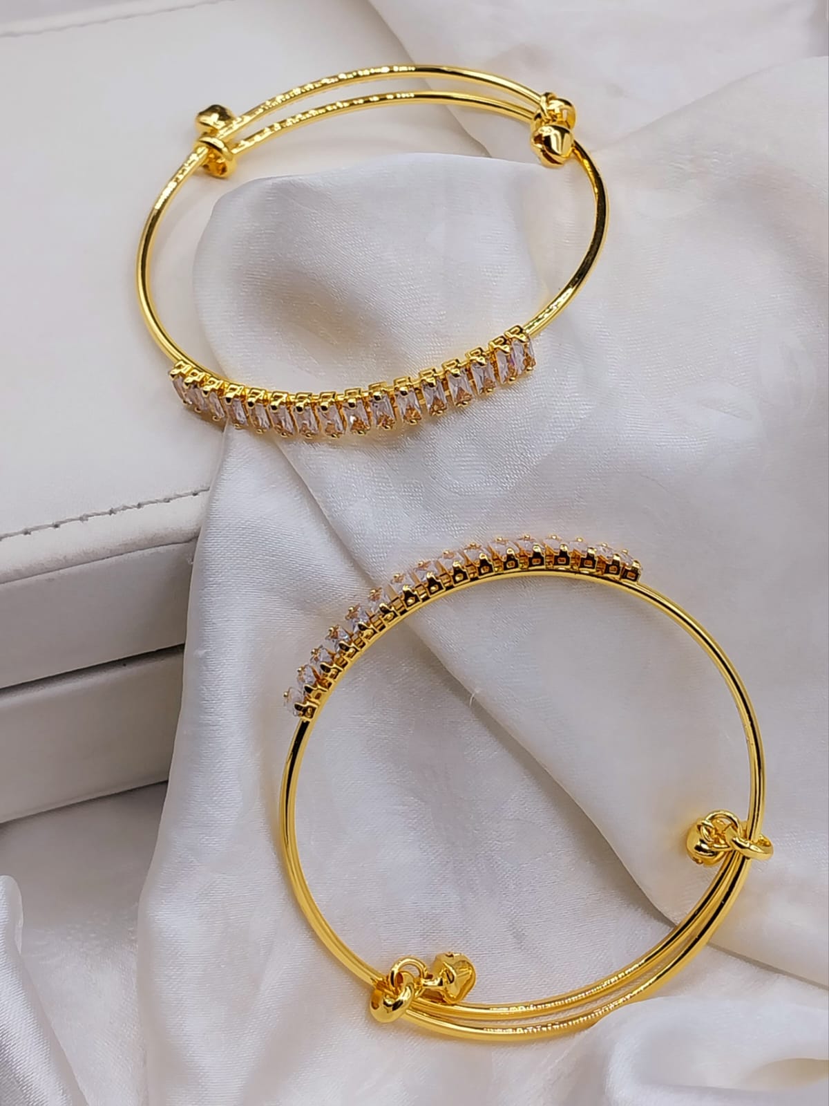 Sophisticated China Gold-Plated Bangle Set – Classic & Stylish