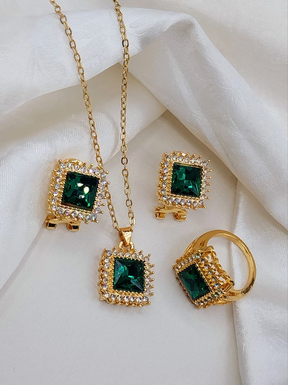 ✨ Shine bright  stunning jewelry sets