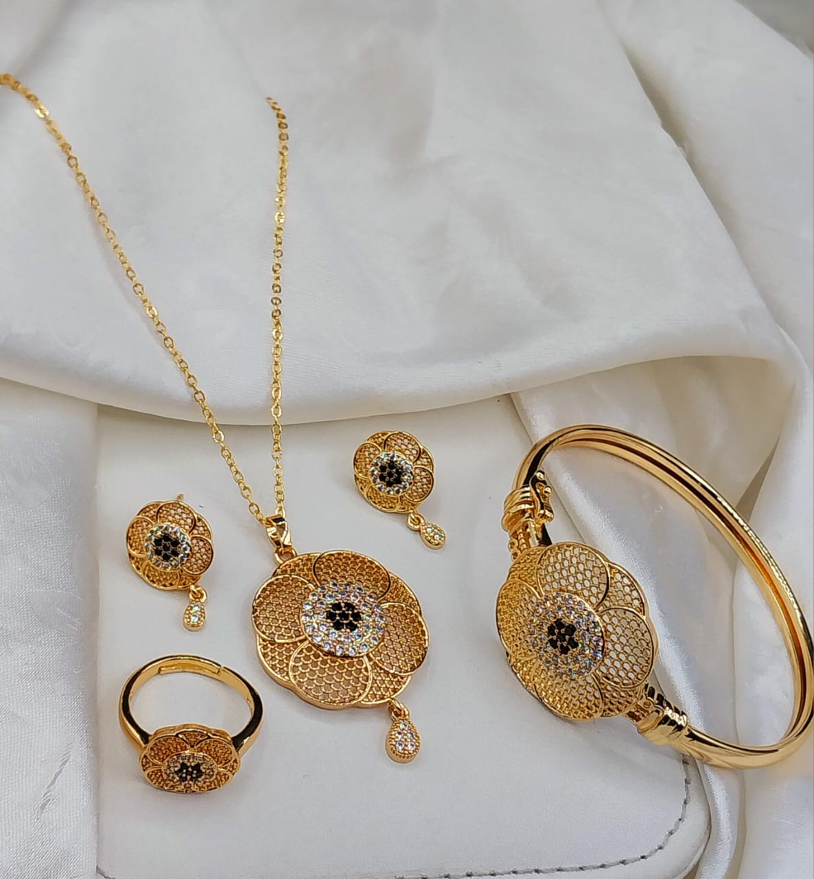 stunning gold-plated lockets just in time