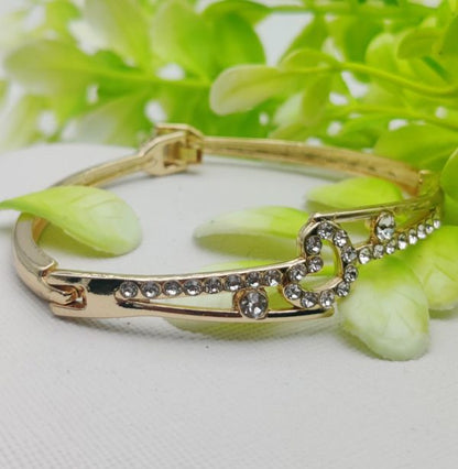 Adjustable Crystal Leaf Bracelet – Imported Golden Bracelets -| Best Quality Artificial